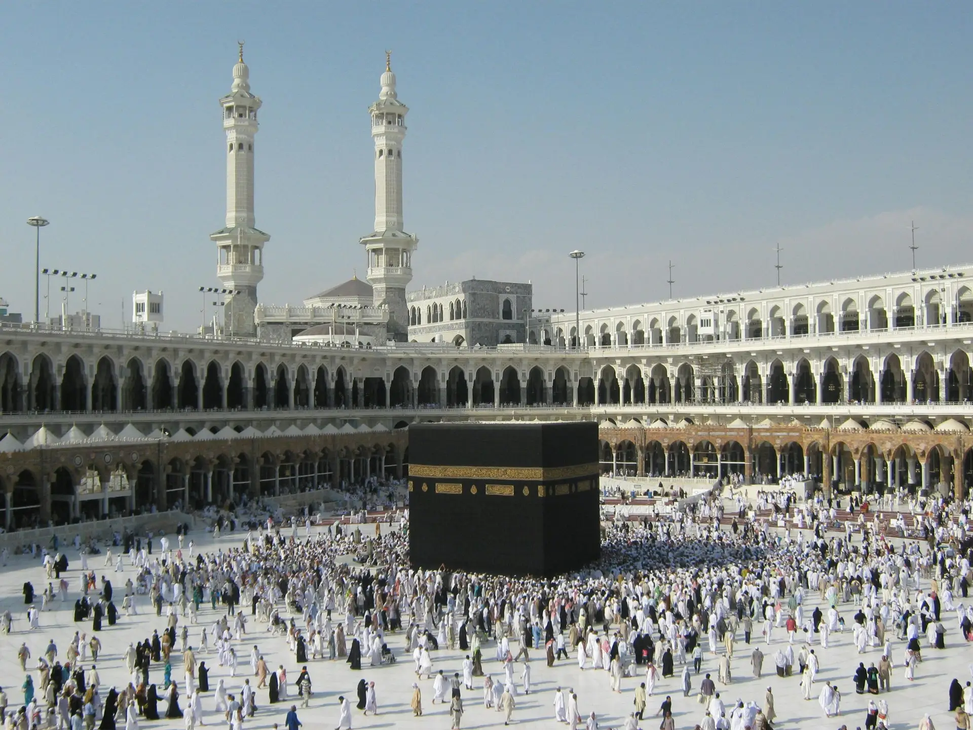 Quranic Verses That Inspire the Pilgrim’s Journey to Makkah